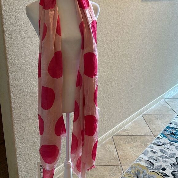 Wildfox Women's Large Dot Scarf Pink Polkadot Lightweight Fringe Edge Barbiecore - Picture 1 of 8